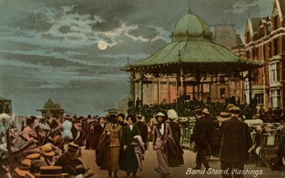 Bandstativ, Hastings, Sussex, c1914. av Milton