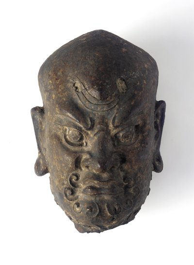 Hodet til en guddom (jern) av Ming Dynasty Chinese School