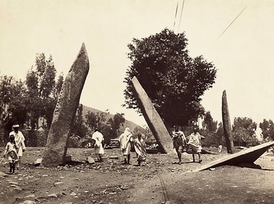 Bygge et imperium i den fascistiske tidsalderen: stedet der Obelisken i Axum en gang sto, nå overført til Roma, 09.05.1936 (s/hvitt-bilde) av Modestino Baldinetti
