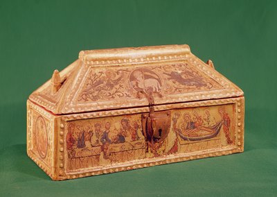 Kisten som tidligere ble antatt å ha inneholdt det hellige likkledet fra Besancon, 1200-tallet (tre malt med tempera på en forgylt base) av Mosan School