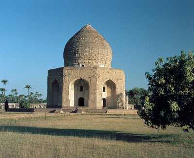 Utsikt over mausoleet til Asif Khan som ligger i Shahdara Bagh av Mughal School