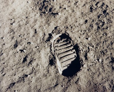 Apollo 11 bootprint på månen, juli 1969. av NASA Images