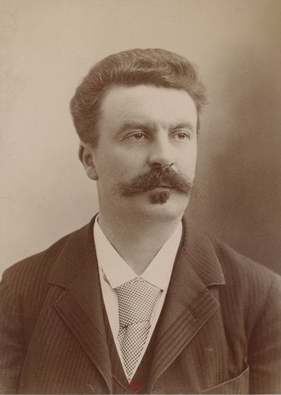 Maupassant på Nadar av Nadar