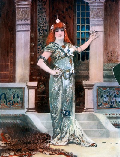 Sarah Bernhardt som Isolde, c1902. av Nadar