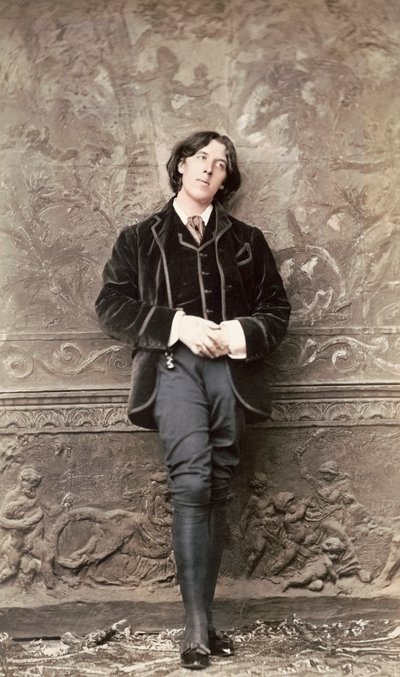 Oscar Wilde, tidlig på 1880-tallet (bilde) av Napoleon Sarony