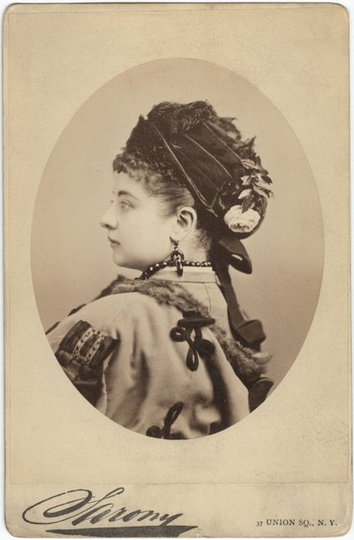 Portrett av Pauline Lucca 1841-1908 av Napoleon Sarony