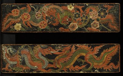 Et par buddhistiske manuskriptomslag, 1659 (ugjennomsiktig wc på tre) av Nepalese School