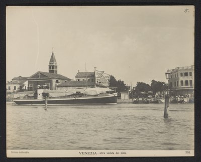 Utsikt over Lido-kaien Venezia - altra veduta del Lido (tittel på objekt) av Neue Photographische Gesellschaft