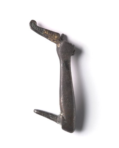 Bronsefeste fra en "Shawabty Bundle": Arm med fjær, sent 18. til 19. dynasti, ca. 1336-1256 f.Kr. av New Kingdom Egyptian