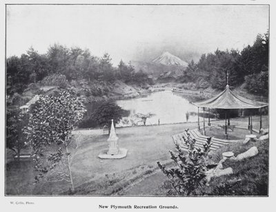 New Plymouth, New Zealand: New Plymouth Recreation Grounds (s/hvitt-bilde) av New Zealand Photographer