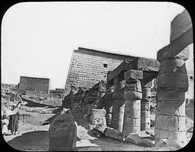 Det store tempelet, Luxor, Egypt, c1890 av Newton and Co