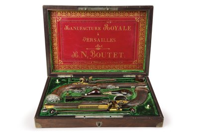 Et par sølvmonterte riflede flintlåspistoler, Versailles, 1825 av Nicolas Noel Boutet