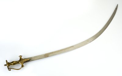 Talwar Saber med indo-muslimsk hilt av panjabi-type, blad muligens 1700-tallet, hilt 1800-tallet (stål, russeted jern, gull falsk-damaskerende) av North Indian School