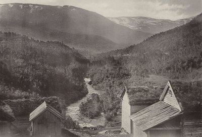 Ser østover fra Stalheim Hotel (s/hvitt bilde) av Norwegian Photographer