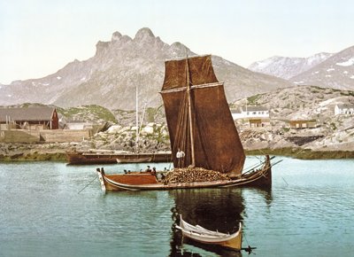 Nordlandsbåt med tømmerlast, Norge, 1890-1900 av Norwegian Photographer