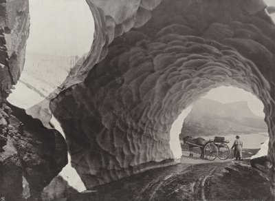 Tunnel gjennom snø, Hauklidpasset av Norwegian Photographer