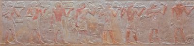 Relieff av en prosesjon med offerbærere fra graven til Ny-Ank-Nesut, 2575-2134 f.Kr. (malt kalkstein) av Old Kingdom Egyptian