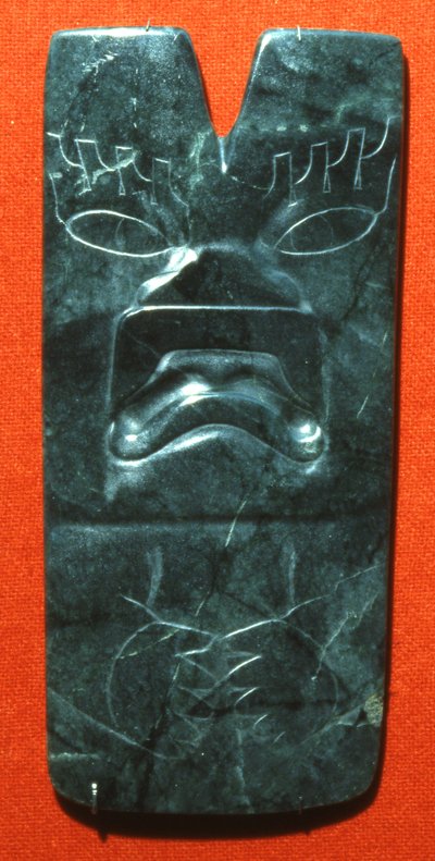 Hacha med ansiktet til en jaguar, preklassisk periode (jade) av Olmec