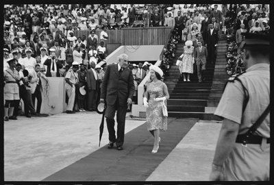 Prinsesse Margaret og statsminister Bustamante feirer Jamaicas uavhengighet 1962 (s/hvitt-bilde) av Orlando Suero
