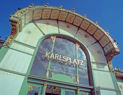 Utsikt over Karlsplatz Stadtbahn av Otto Wagner