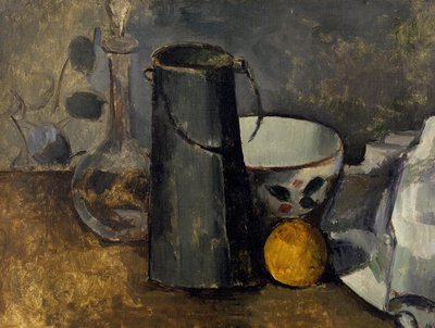 Stilleben med karaffel, melkeboks, bolle og appelsin av Paul Cézanne