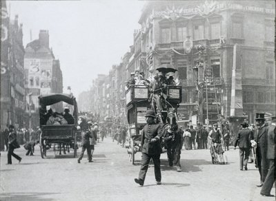 Ludgate Circus, London, forberedte seg til dronningens jubileum, 1897 av Paul Martin