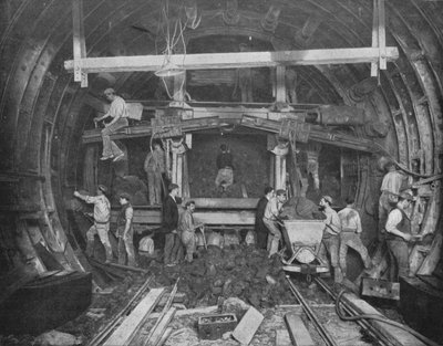 Utgraving av en rørbane, Great Northern and City Railway, London, c1903 1903 av Pearson and Son Ltd