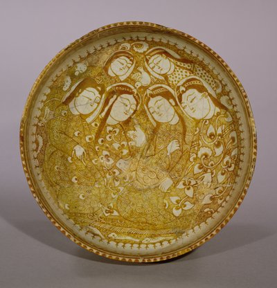 Skål, fra Kashan, Iran, Seljuk-perioden, 1211-12 e.Kr. (steinpasta med glans over glasur) av Persian School