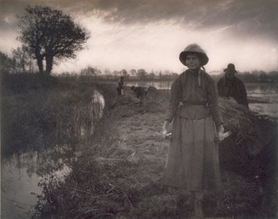 Poling the Marsh Hay, Life and Landscape on the Norfolk Broads, 1886 av Peter Emerson und Thomas Goodall