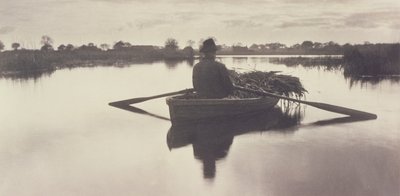 Roing Home the Schoof-Stuff, Life and Landscape on the Norfolk Broads, 1886 av Peter Emerson und Thomas Goodall
