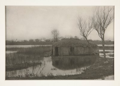 A Reed Boat-House, plate XXXI fra Life and Landscape on the Norfolk Boards av Peter Henry Emerson