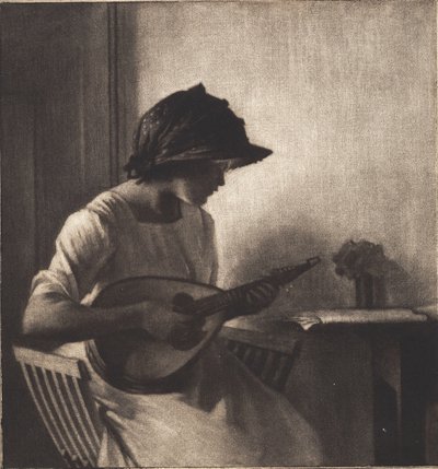 Mandolinspillersken av Peter Vilhelm Ilsted