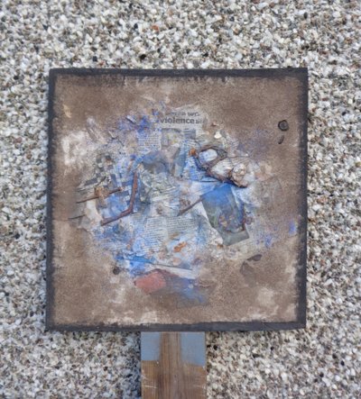 SAW-LENCE. 2019 av Peter McClure