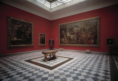Museets sal som presenterer Henri IV i slaget ved Ivry og Triumphal Entree of Henry IV i Paris av Rubens av Peter Paul Rubens