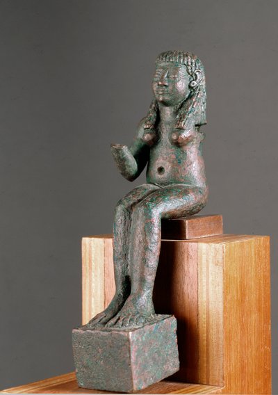 Fønikisk kunst: representasjon av guddommen Astarte. Bronseskulptur fra 700-tallet f.Kr. Fra helligdommen til Carambolo i Spania. Dim. 16 cm Sevilla, arkeologisk museum av Phoenician