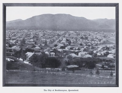The City of Rockhampton, Queensland (s/hvitt bilde) av Photographer Australian