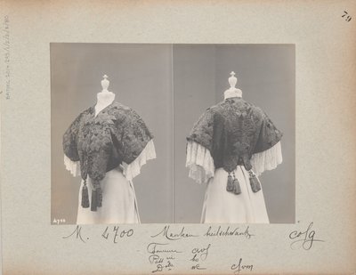 Albumside: House of Worth, Jacket av Photographer French
