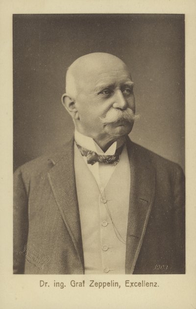 Graf Ferdinand von Zeppelin , tysk luftskipdesigner og konstruktør (s/hv-bilde) av Photographer German