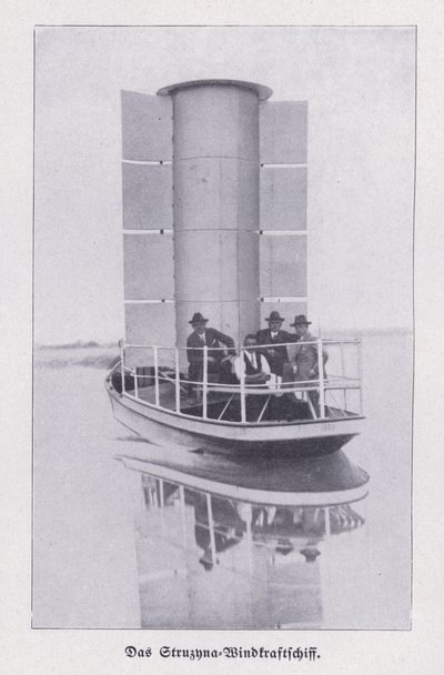 Struzyna, vinddrevet båt som bruker en Flettner-rotor (s/hvitt-bilde) av Photographer German