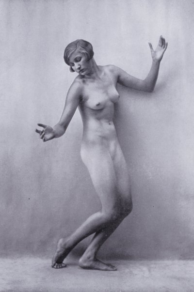 The Body Beautiful, Physical Culture for Women (s/hvitt-bilde) av Photographer German