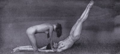 The Body Beautiful, Physical Culture for Women (s/hvitt-bilde) av Photographer German