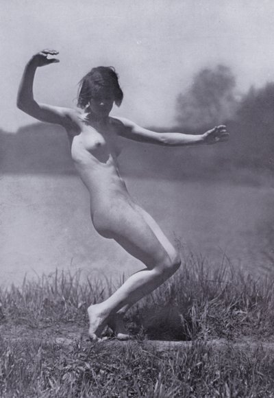 The Body Beautiful, Physical Culture for Women (s/hvitt-bilde) av Photographer German