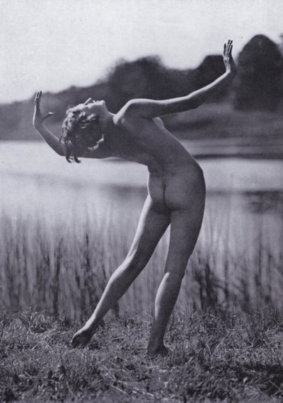 The Body Beautiful, Physical Culture for Women (s/hvitt-bilde) av Photographer German