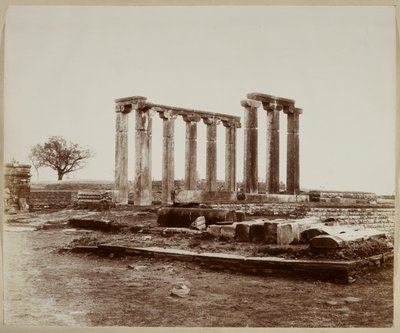 Sanchi, tempel 18, generell utsikt fra nord-vest av Photographer Indian
