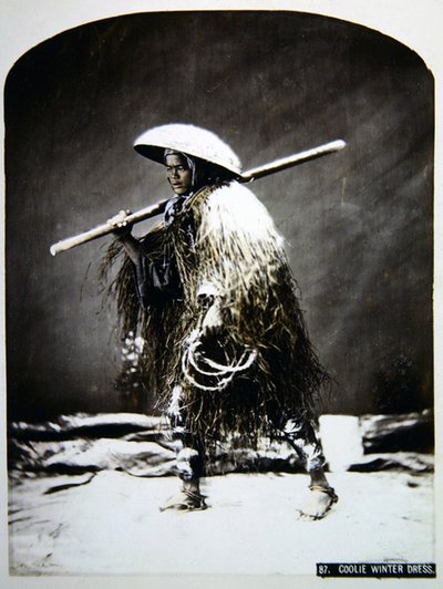 Japansk portør i vinterklærne sine, ca. 1900 (farget bilde) av Photographer Japanese