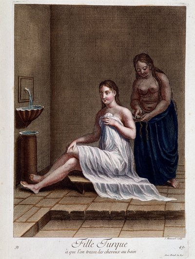 Tyrkisk jente som håret flettes til i badekaret - i "" Samling av 100 trykk som representerer forskjellige nasjoner i Levanten i 1707 og 1708" etter ordre fra M. de Frriol, kongens ambassadør ved Porte og oppdatert i 1712-13 av M. Le Hays omsorg, av Pierre François Basan