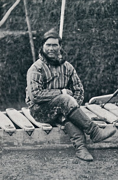 En eskimo hviler på sleden sin, 1912 av Pierre Petit