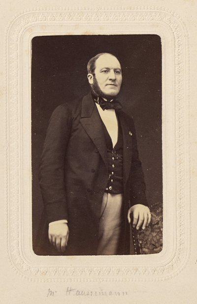  av Pierre Petit