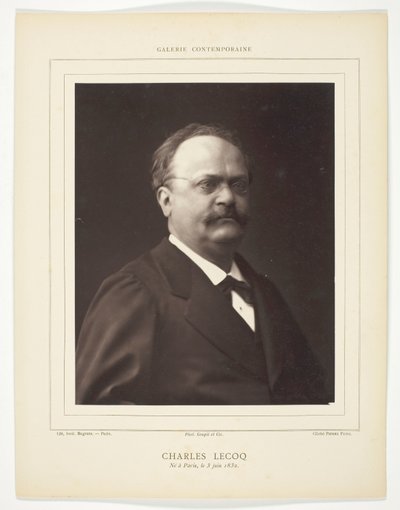  av Pierre Petit