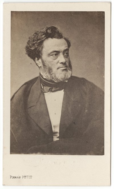  av Pierre Petit